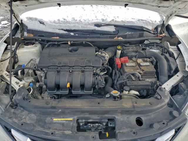 Nissan Sentra S Image 7