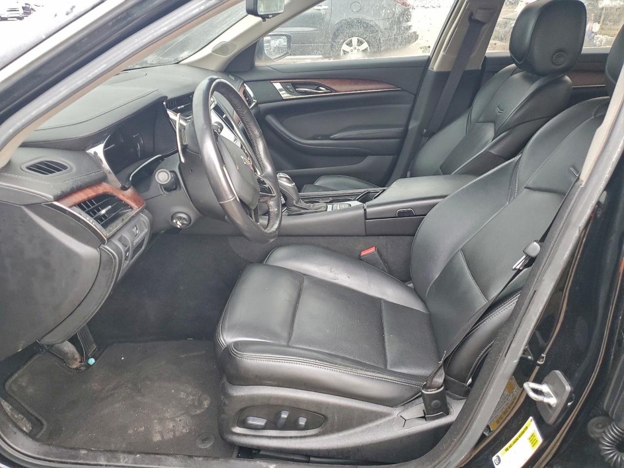 Cadillac CTS Luxury Image 12