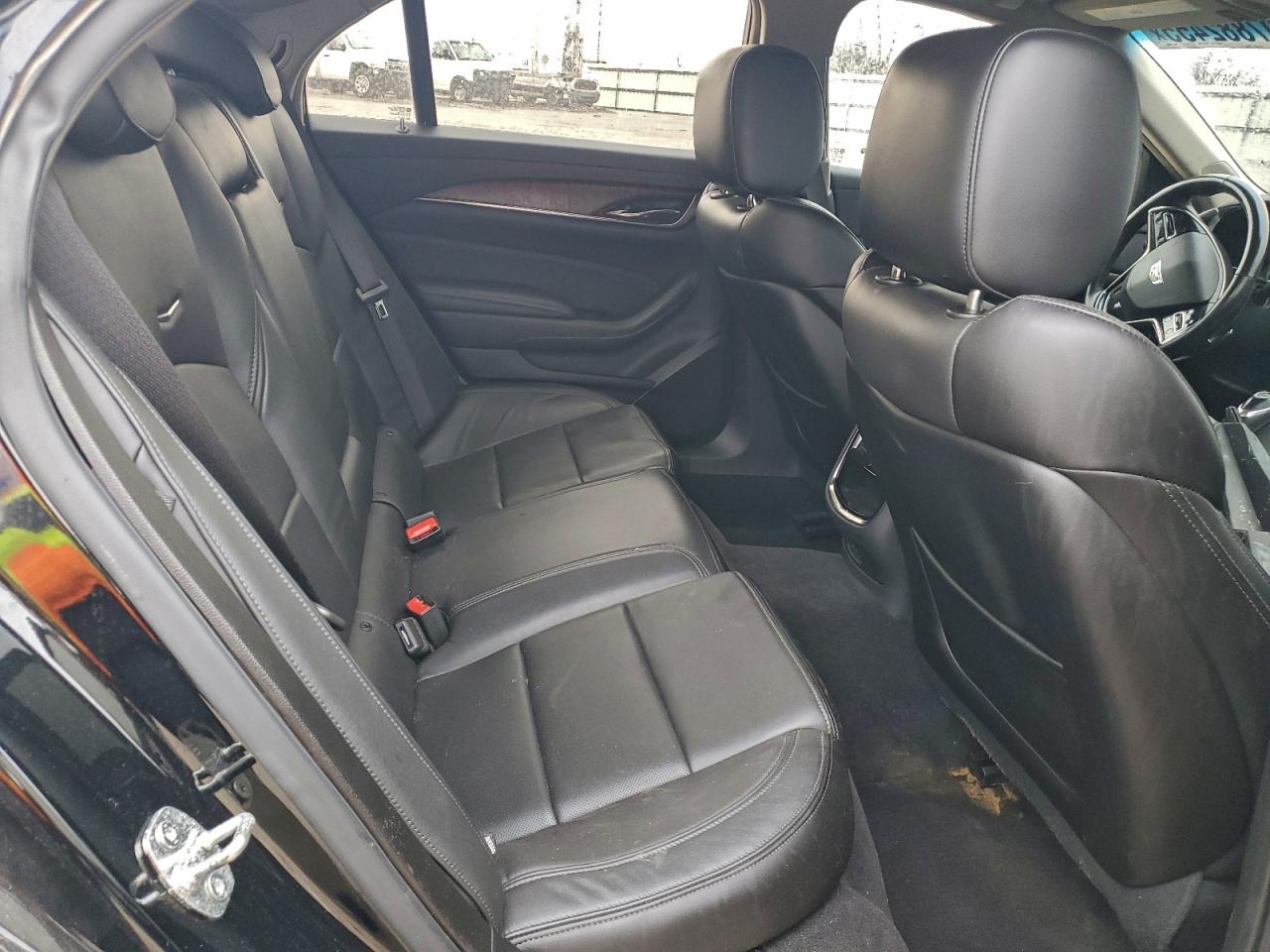 Cadillac CTS Luxury Image 9