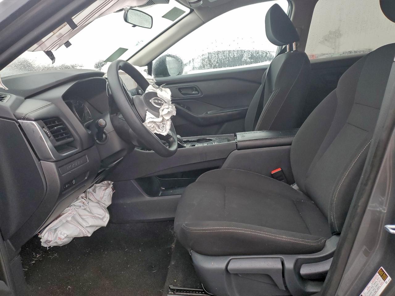 Nissan Rogue S Image 10