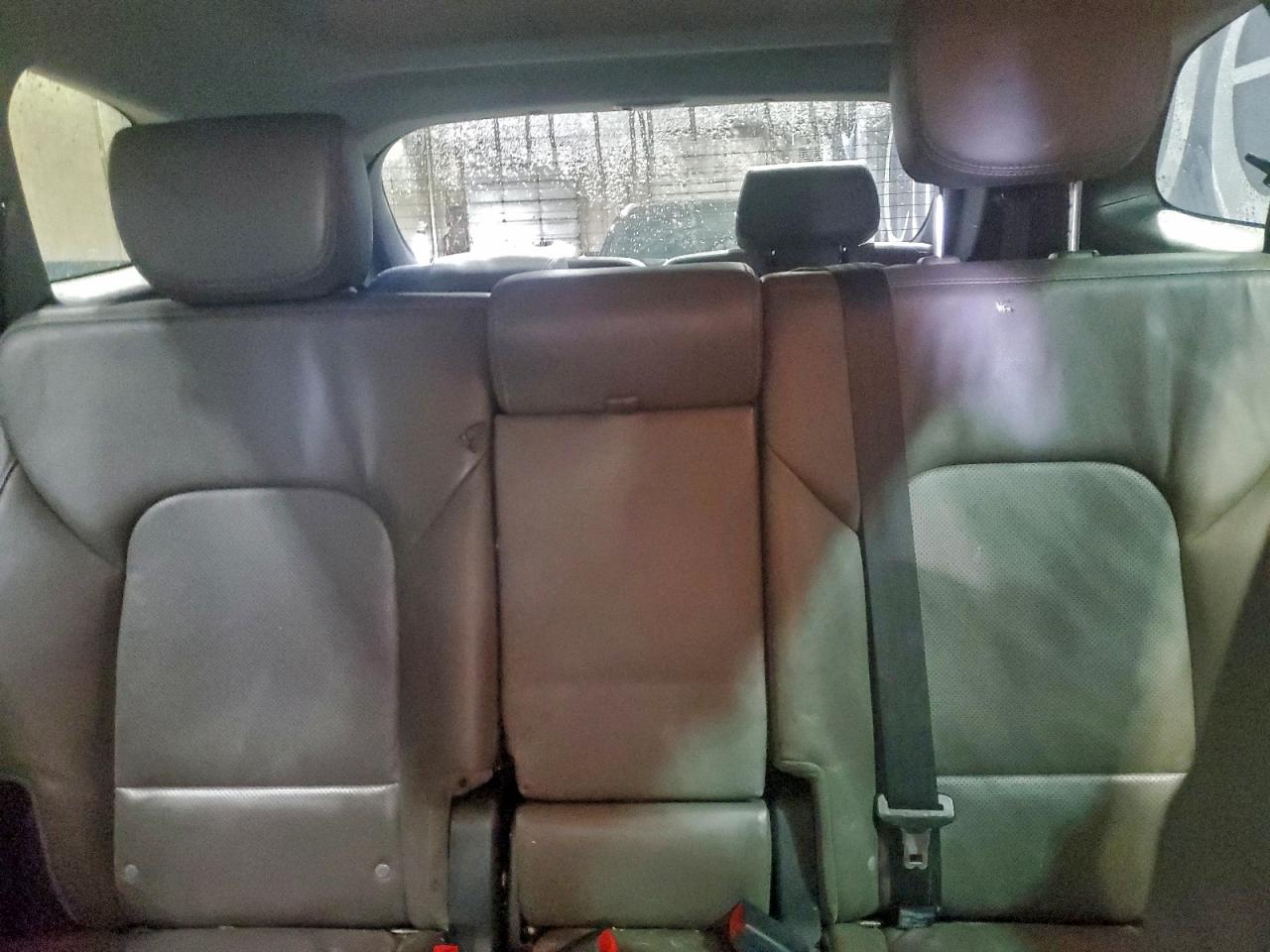 Hyundai SANTA FE Gls Image 10