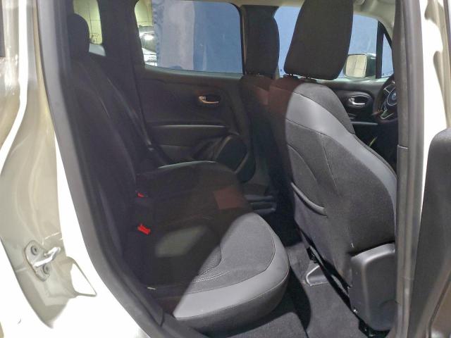 Jeep Renegade Altitude Image 10