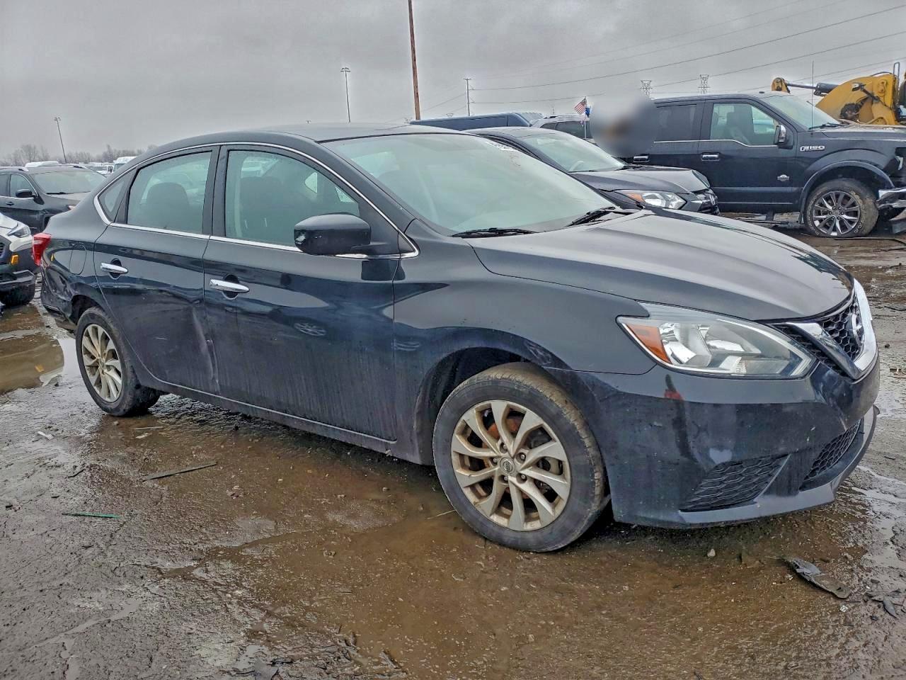 Nissan Sentra S Image 4