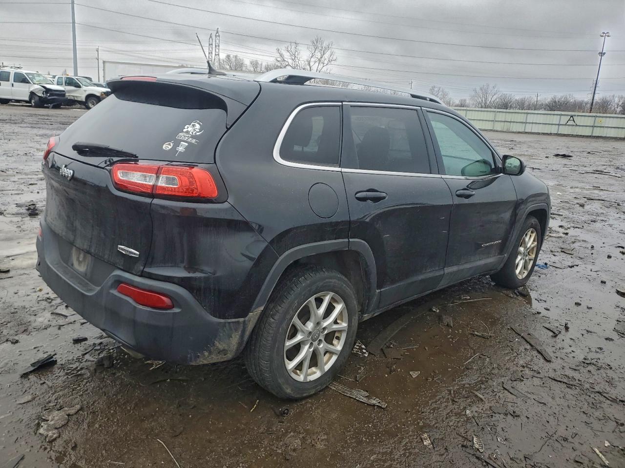 Jeep Grand Cherokee Latitude Image 2