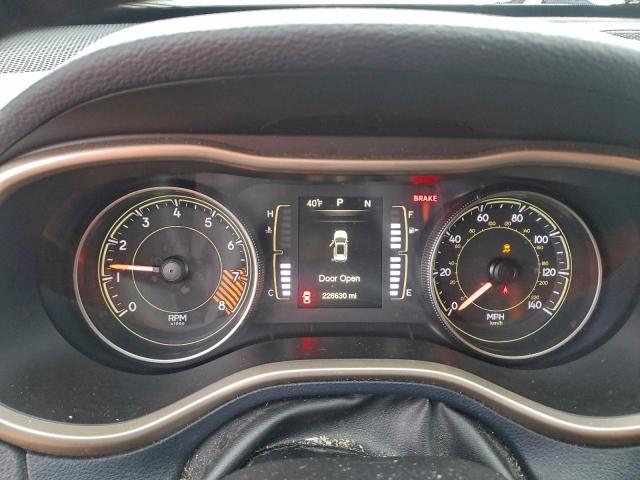 Jeep Grand Cherokee Latitude Image 10