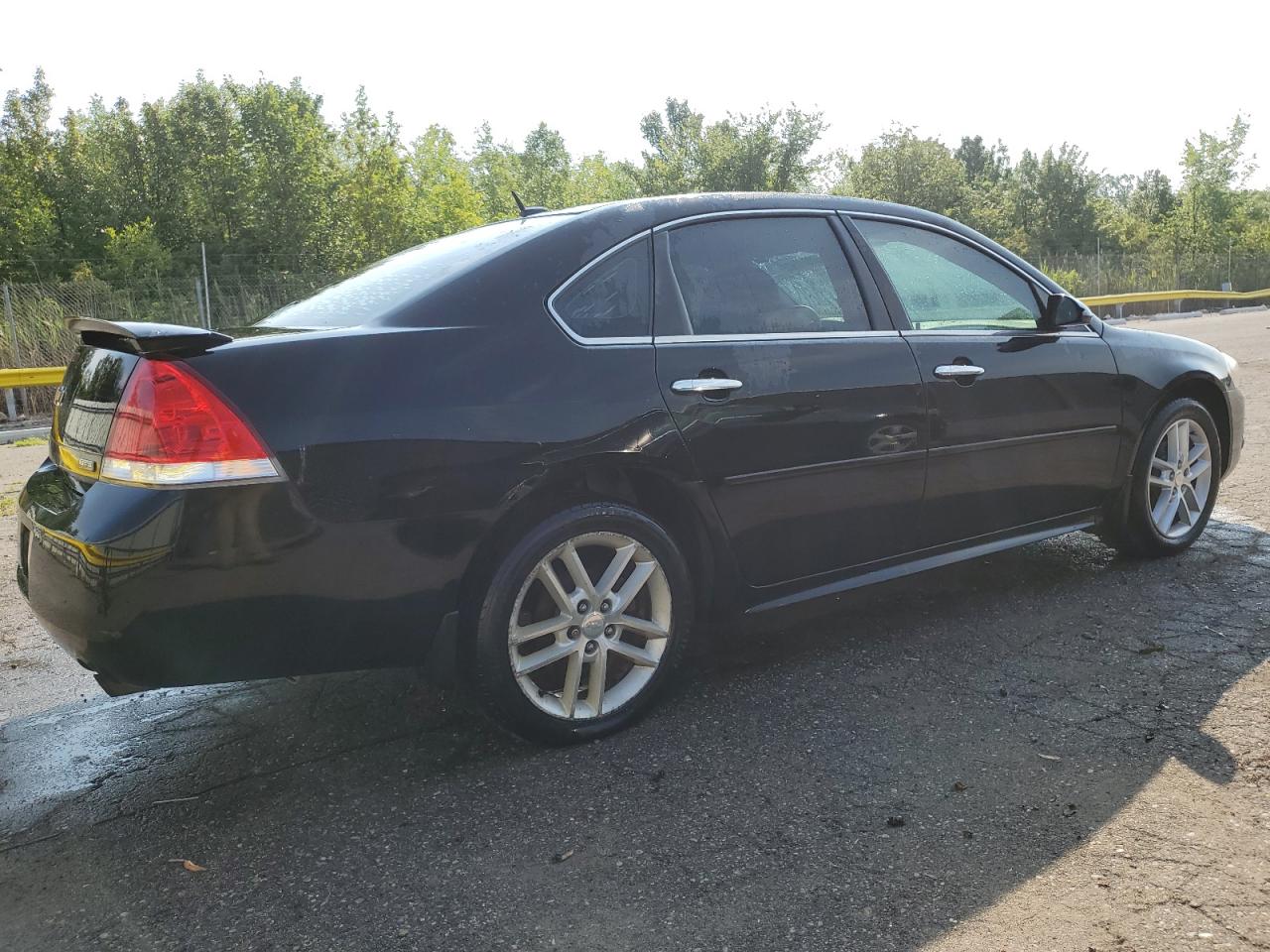 Chevrolet Impala Ltz Image 8