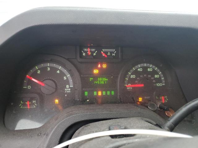 Ford Econoline E250 Van Image 6