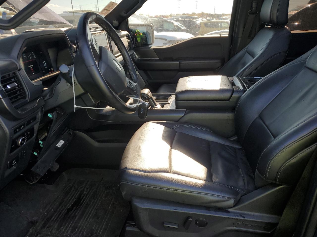 Ford F-150 Xlt Image 8