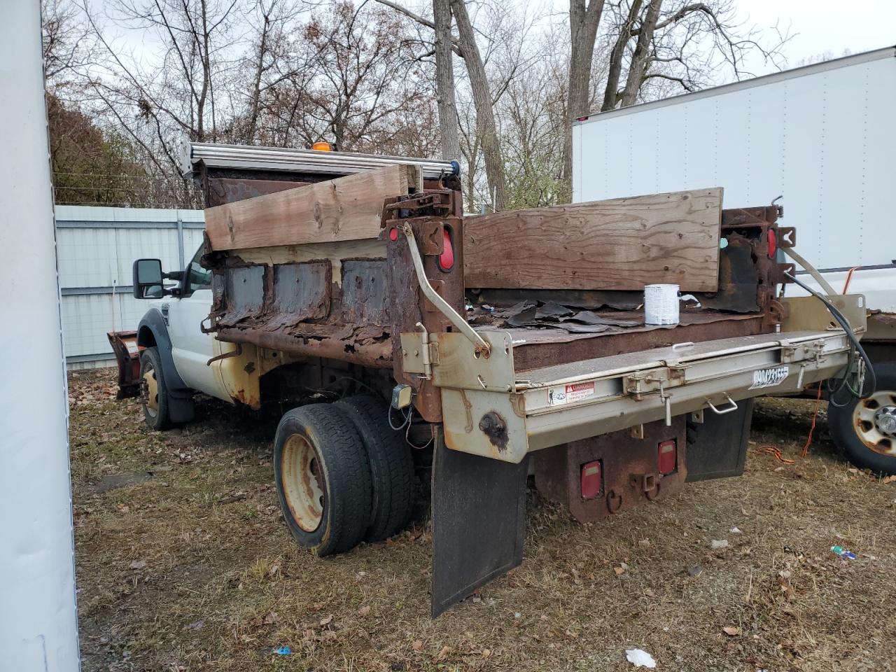 Ford F-450 Super Duty Image 12