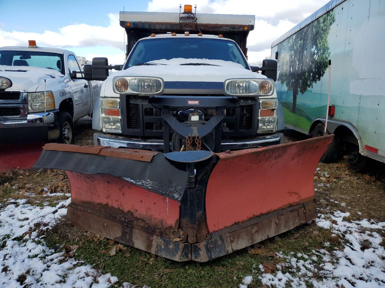 Ford F-450 Super Duty Image 2
