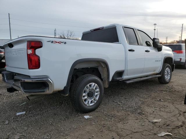 Chevrolet Silverado K2500 Heavy Duty Image 11