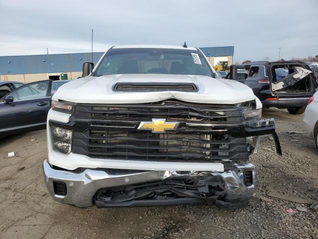 Chevrolet Silverado K2500 Heavy Duty Image 4