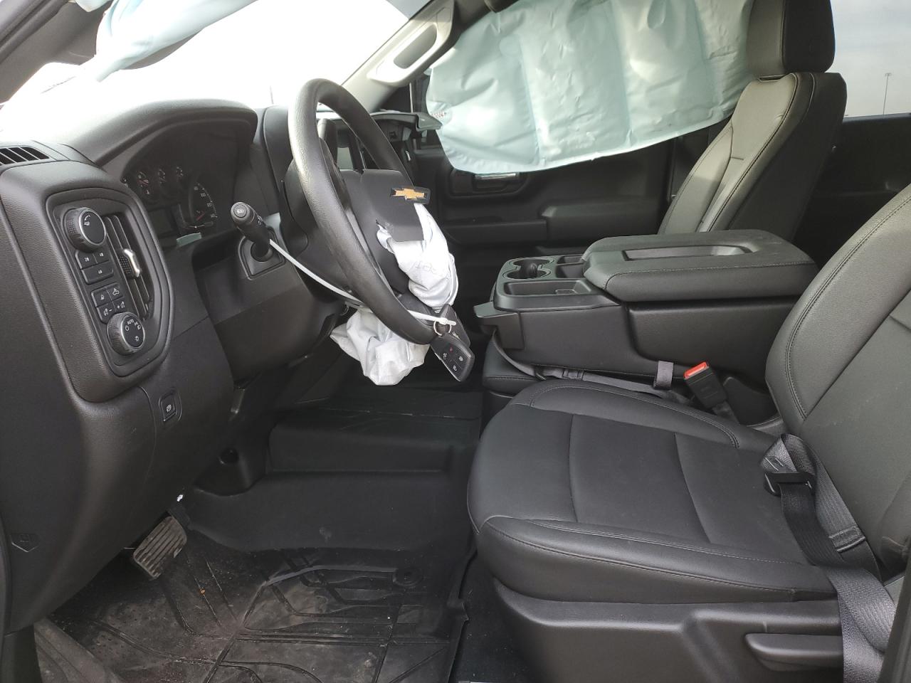 Chevrolet Silverado K2500 Heavy Duty Image 6