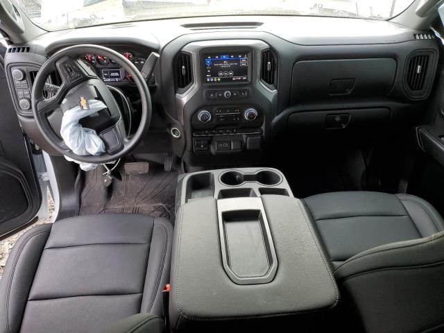 Chevrolet Silverado K2500 Heavy Duty Image 7