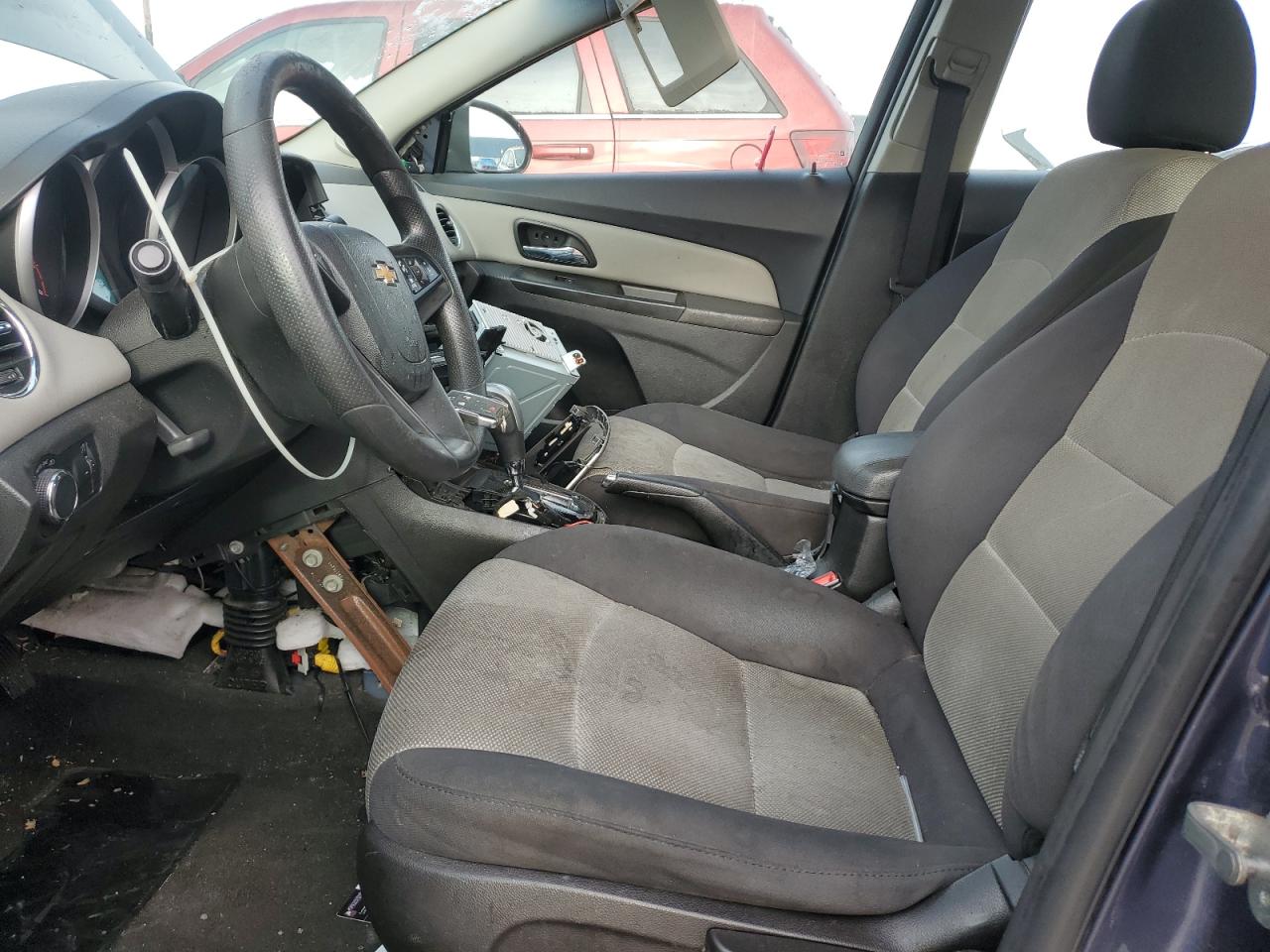 Chevrolet Cruze Ls Image 3