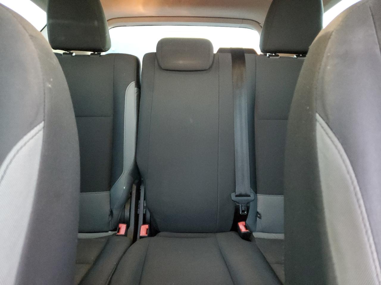 Ford Escape S Image 8