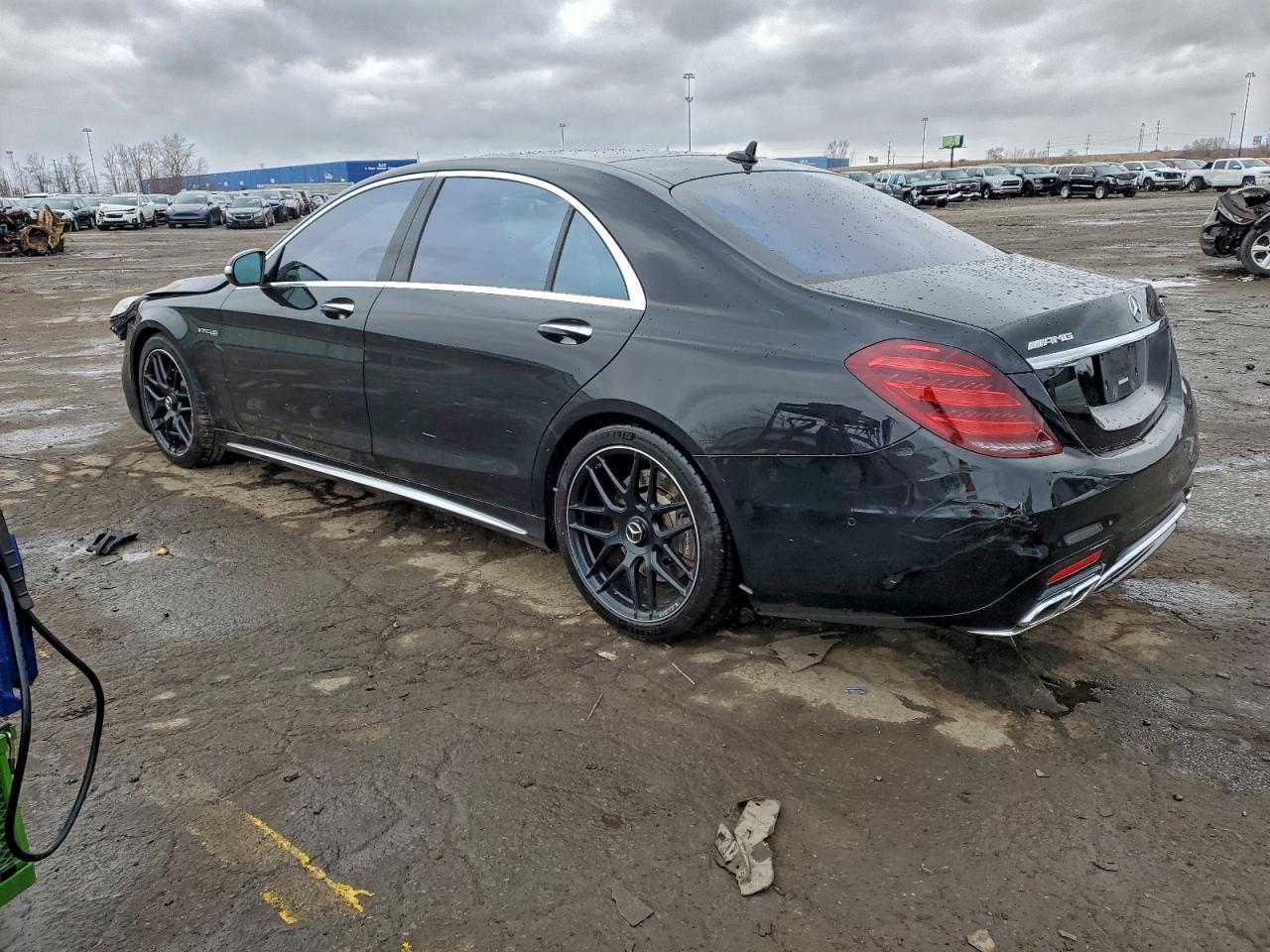 Mercedes-Benz S-Class 63 Amg 4matic Image 11