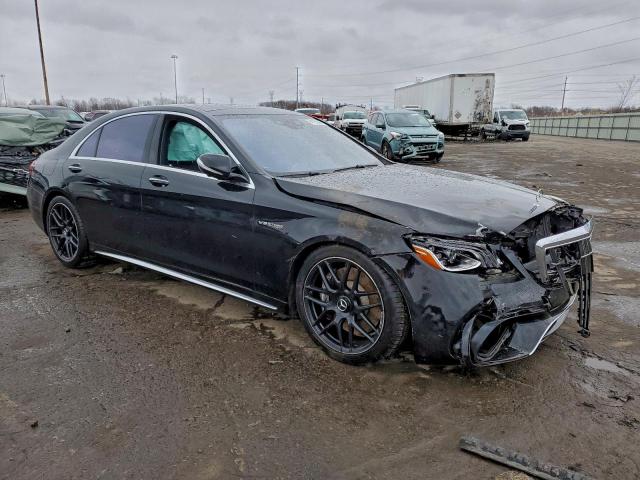 Mercedes-Benz S-Class 63 Amg 4matic Image 4
