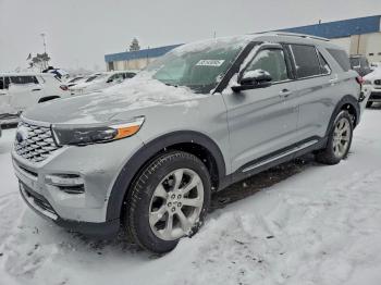  Salvage Ford Explorer