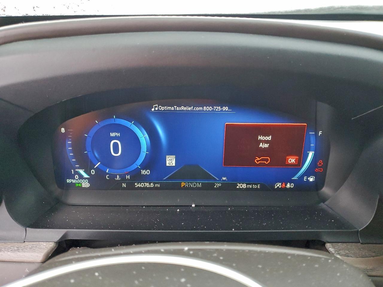 Ford Explorer Platinum Image 9