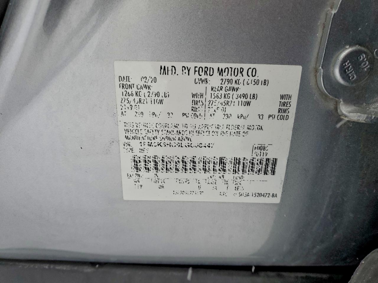 Ford Explorer Platinum Image 12