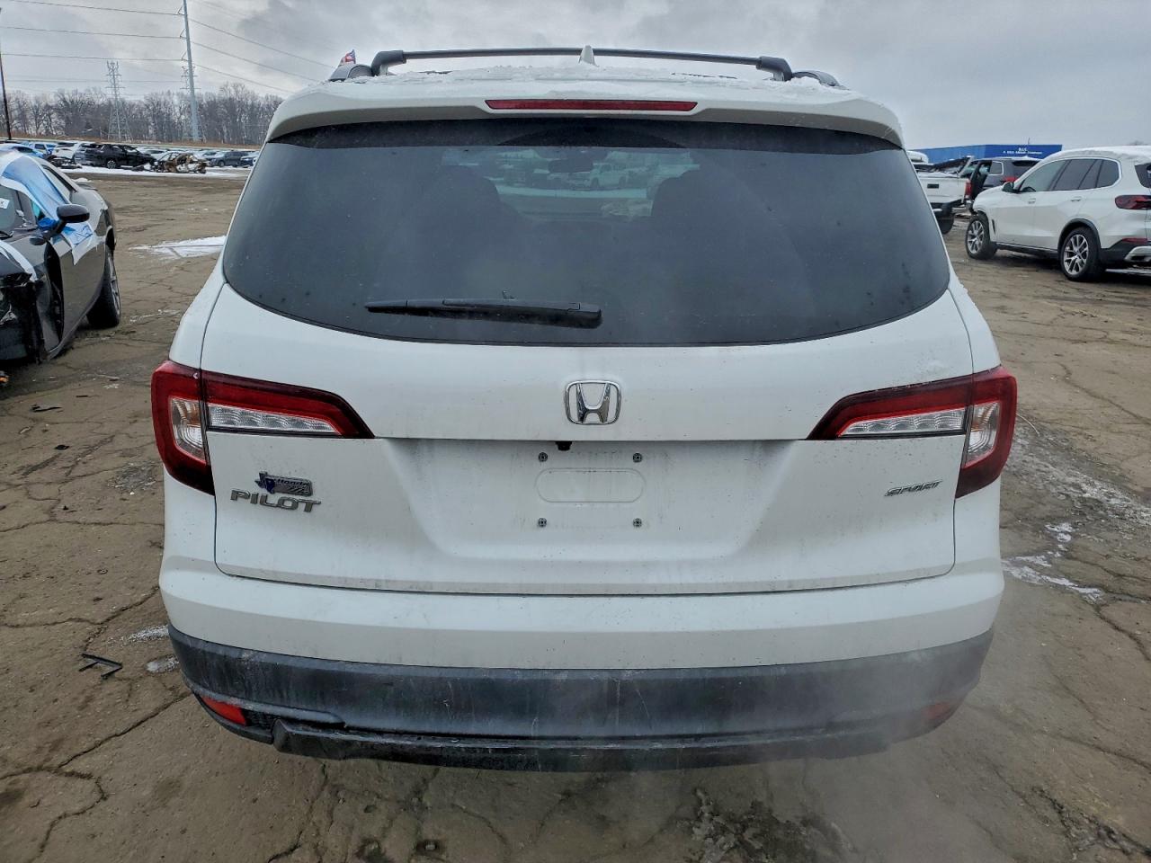 Honda Pilot Sport Image 12