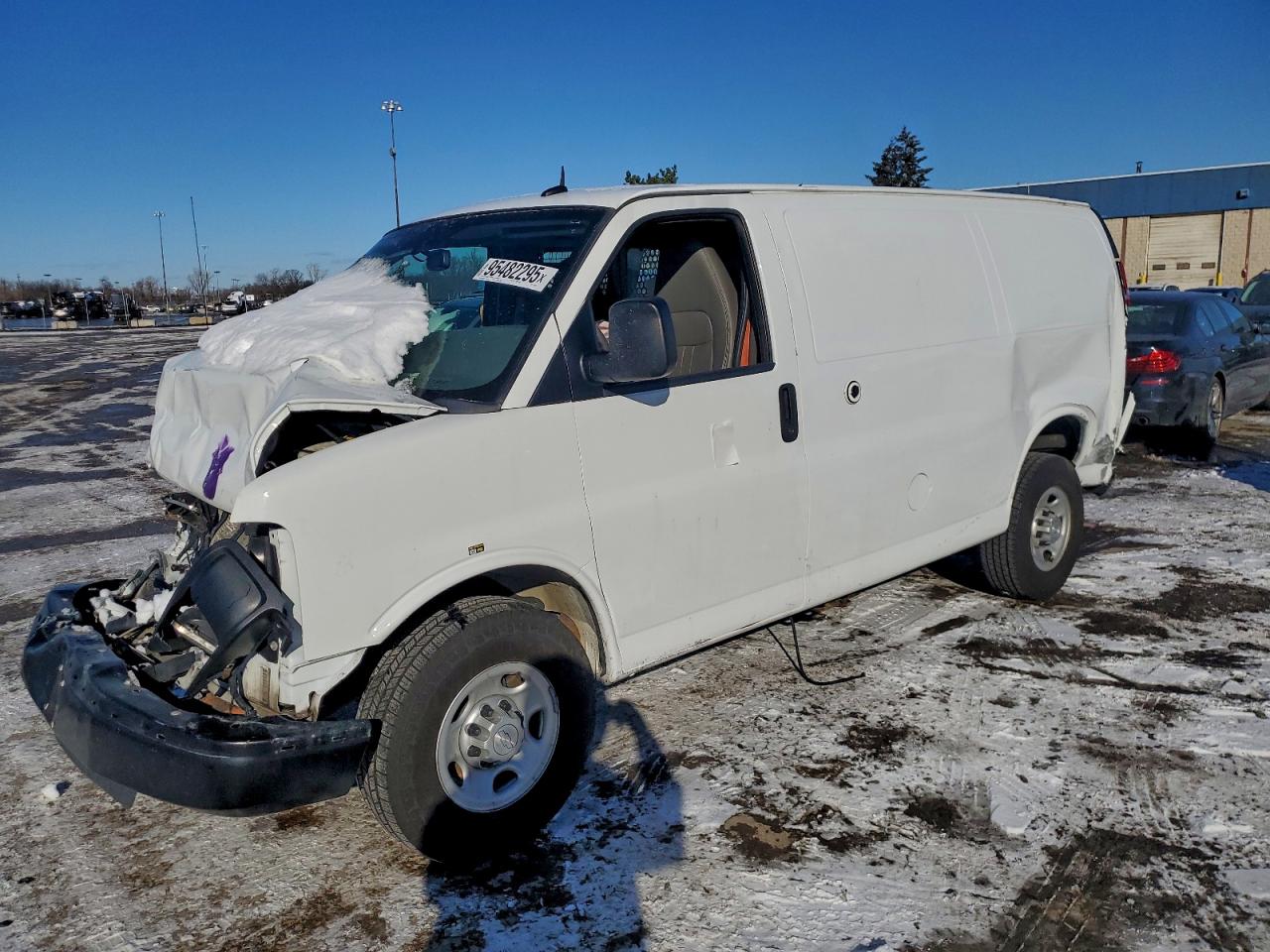 Chevrolet Express Image 1