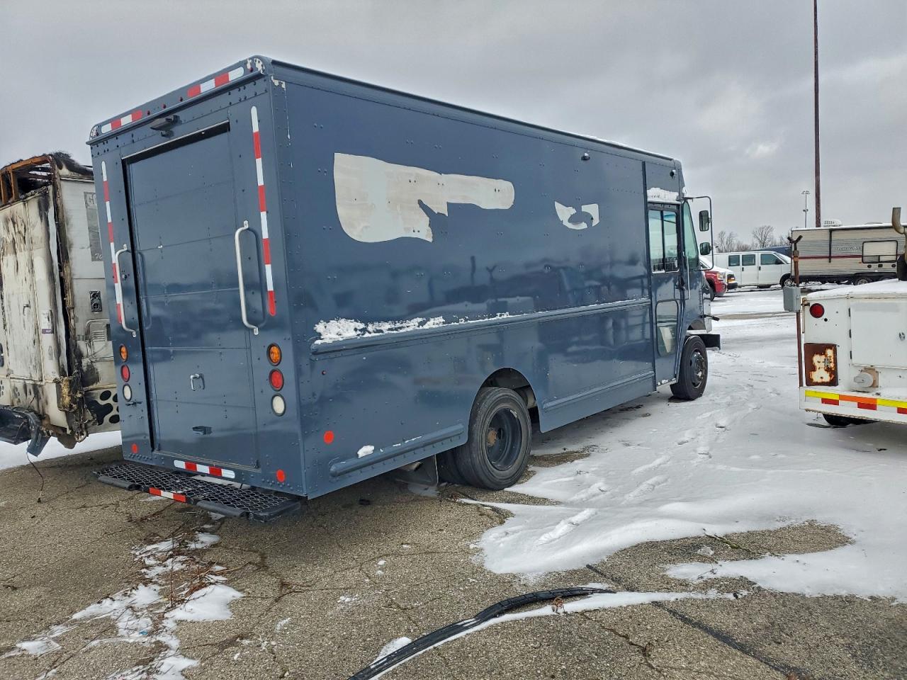 Freightliner Mt45 M Line Walk-in Van Image 11