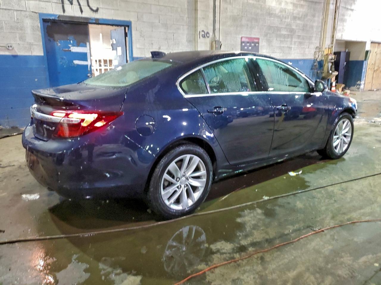 Buick Regal Premium Image 2