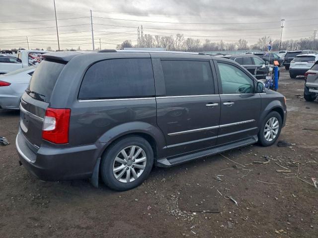 Chrysler Minivan Limited Platinum Image 6