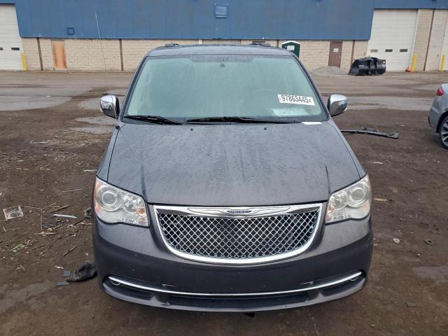 Chrysler Minivan Limited Platinum Image 10