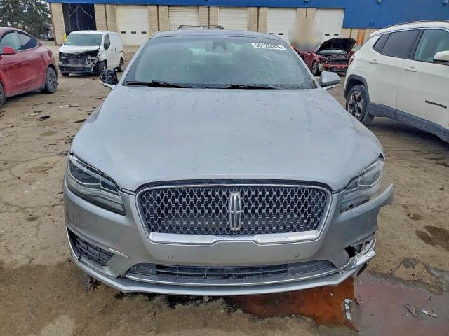 Lincoln MKZ Reserve Image 2