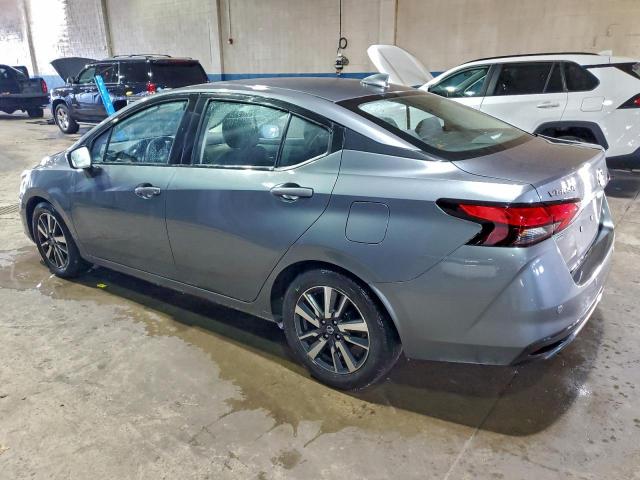 Nissan Versa Sv Image 9