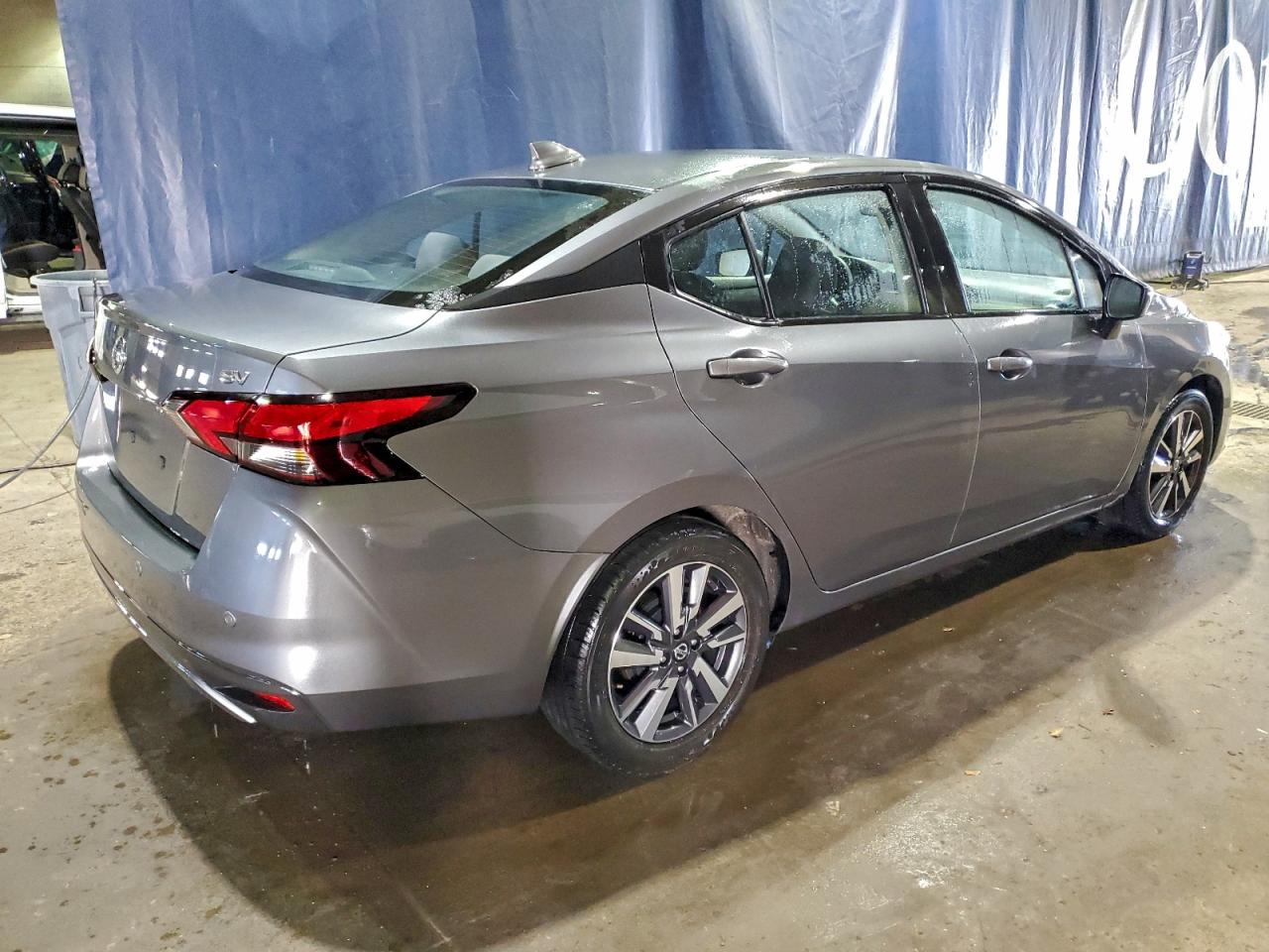 Nissan Versa Sv Image 3