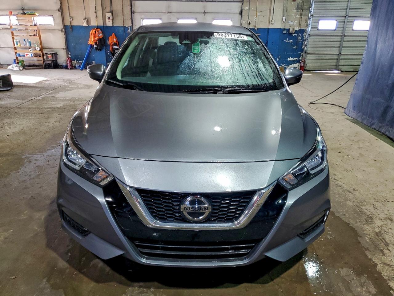 Nissan Versa Sv Image 7