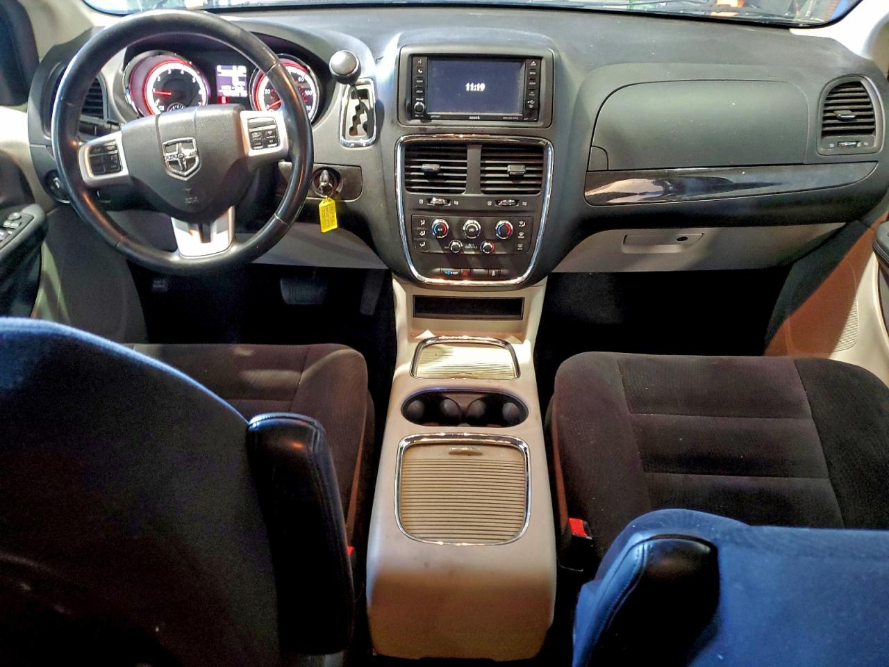 Dodge Caravan Sxt Image 10