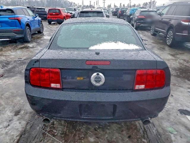 Ford Mustang Gt Image 2