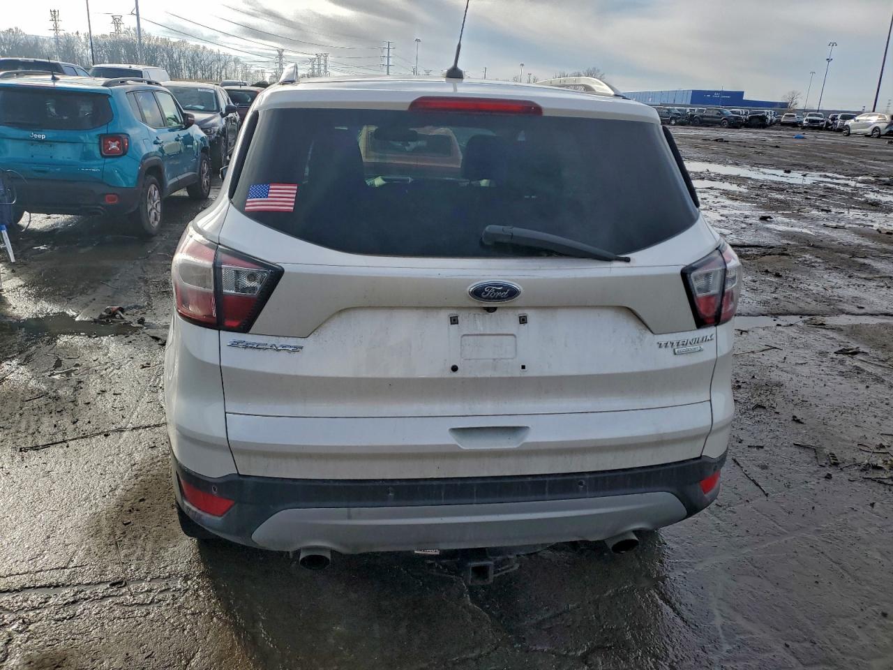 Ford Escape Titanium Image 8