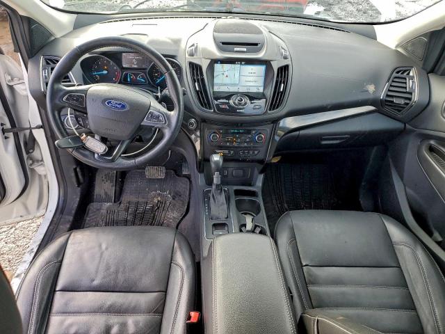 Ford Escape Titanium Image 2