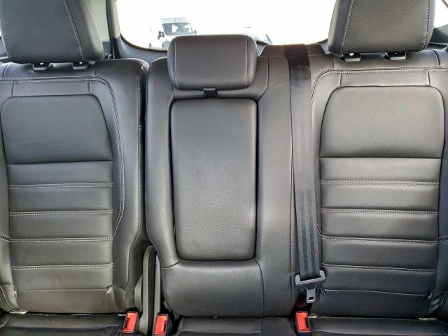 Ford Escape Titanium Image 11