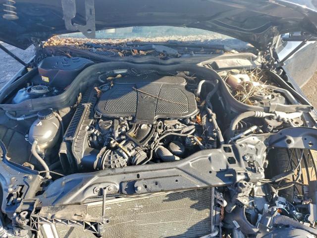 Mercedes-Benz E-Class 350 4matic Image 10