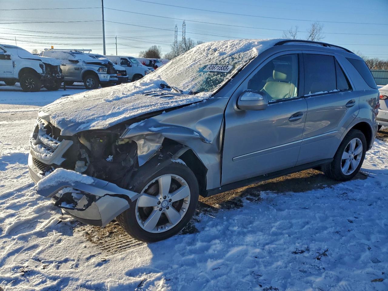 Mercedes-Benz M-Class 350 Image 1