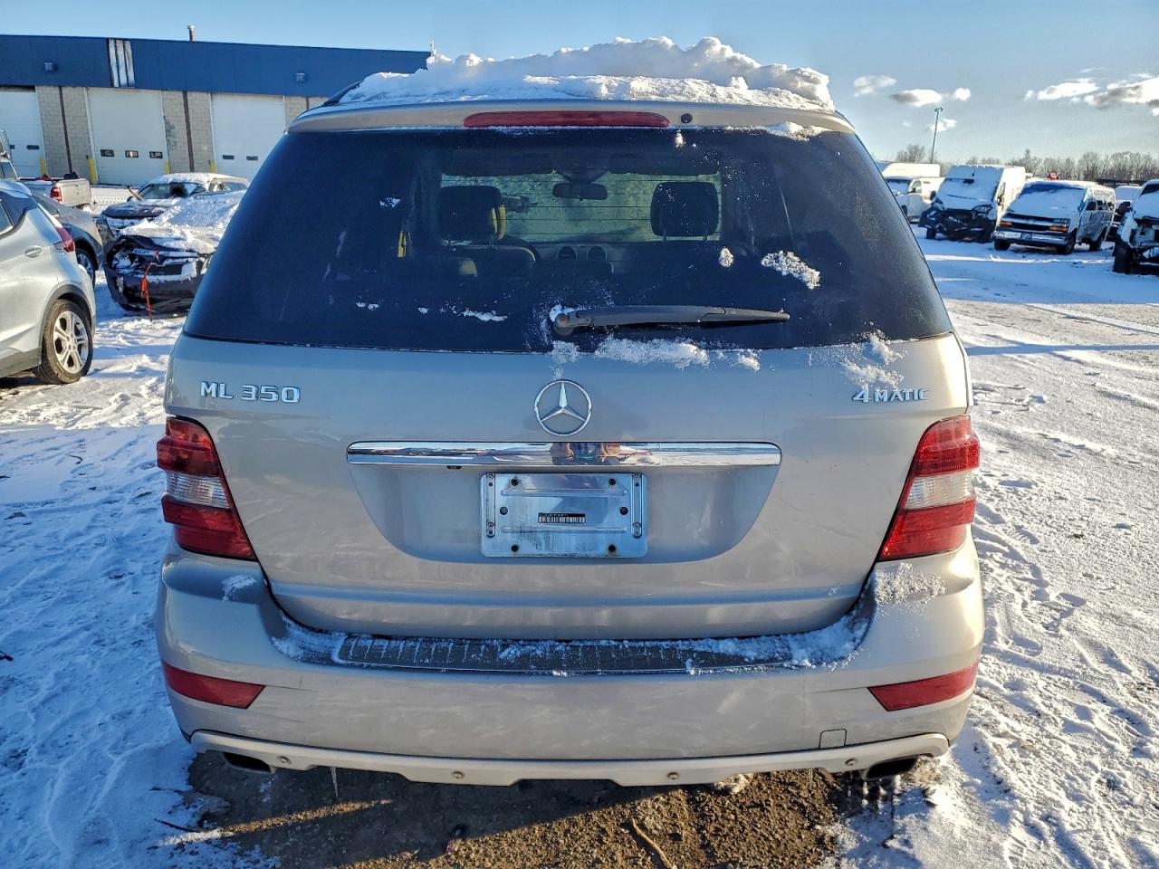 Mercedes-Benz M-Class 350 Image 9