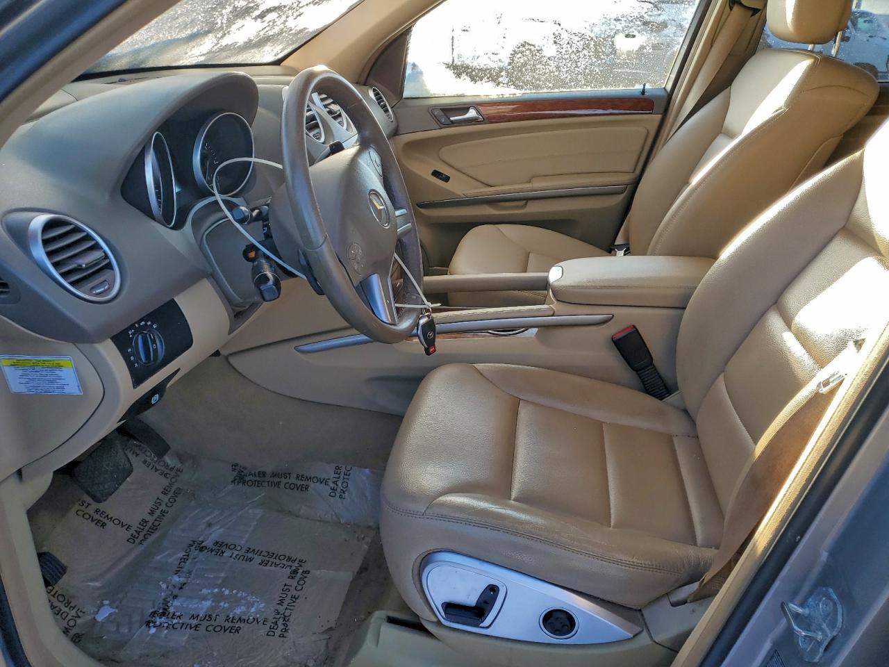 Mercedes-Benz M-Class 350 Image 13