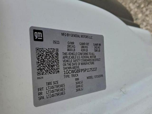 Chevrolet Express Image 9