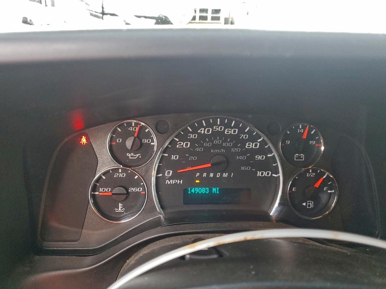 Chevrolet Express Image 9