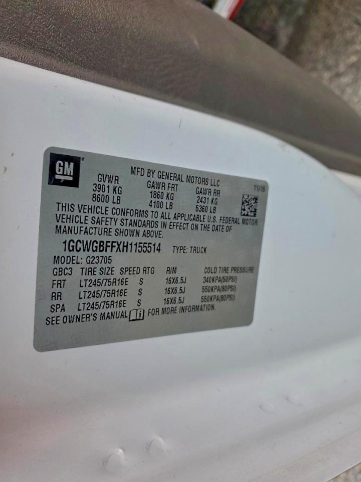 Chevrolet Express Image 8