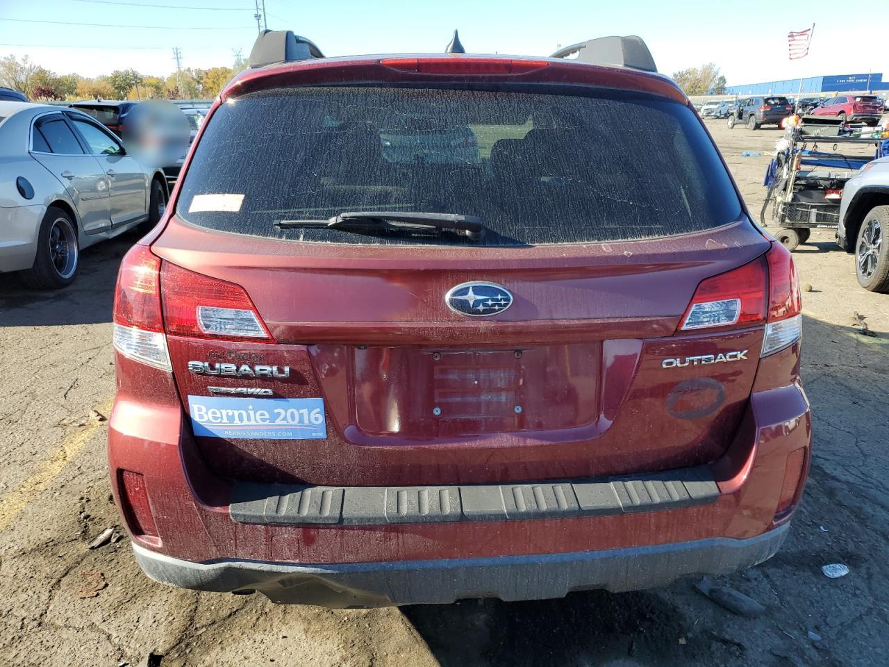 Subaru Outback 2.5i Limited Image 9