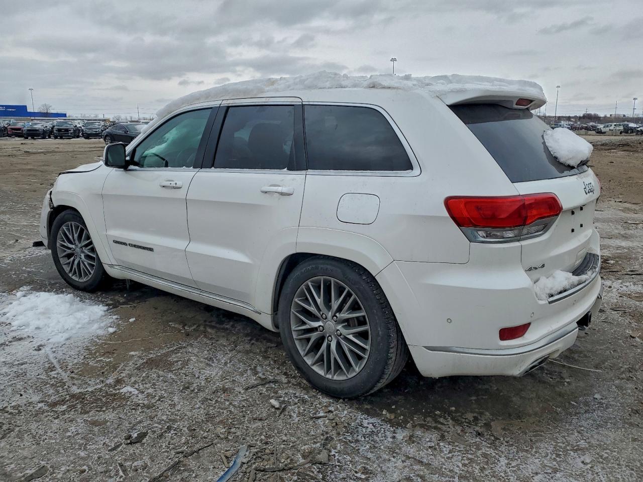 Jeep Grand Cherokee Summit Image 3