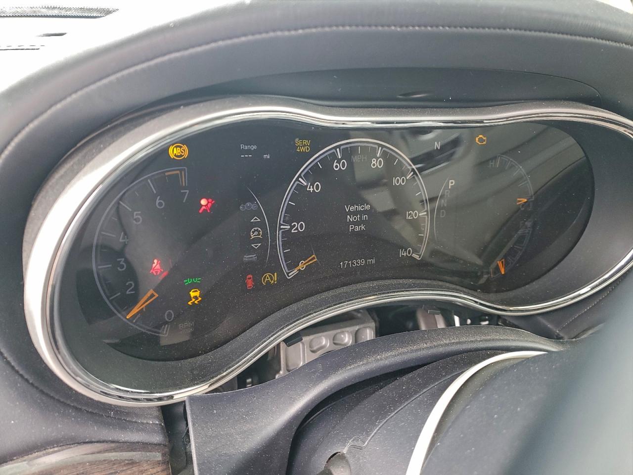 Jeep Grand Cherokee Summit Image 11